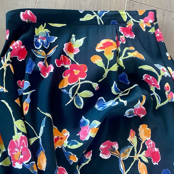 Vintage 90s Coldwater Creek maxi skirt, black w/ floral pattern, size S - Picture 6 of 6